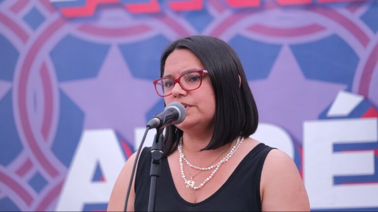 Ruth Hurtado niega que hayan divisiones en Republicanos por propuesta de nueva Constitución
