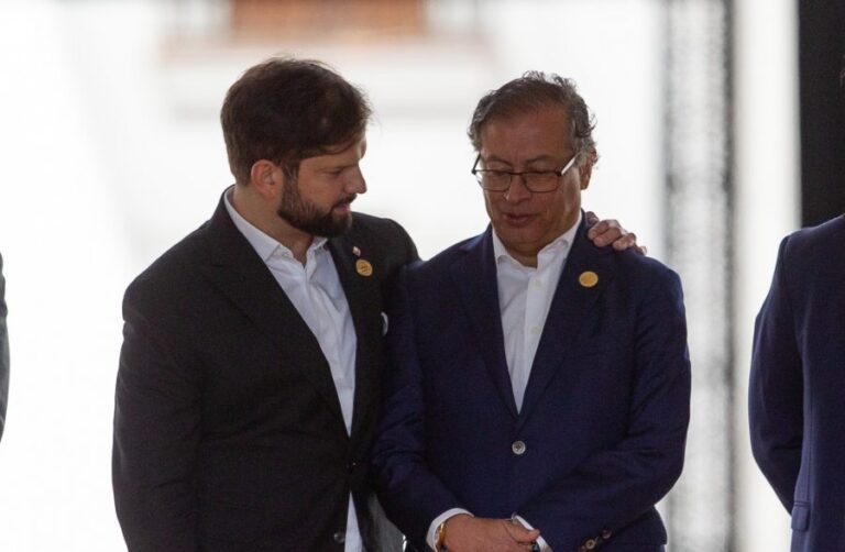 Presidentes Petro y Boric piden a la APEC el ingreso de Colombia como miembro