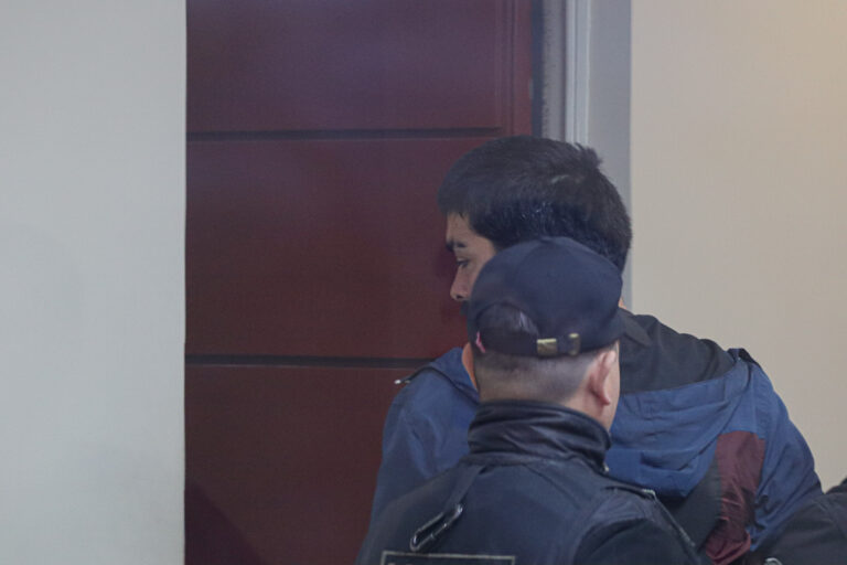 Dictan prisión preventiva para detenido por detonar bombas de ruido en Concepción