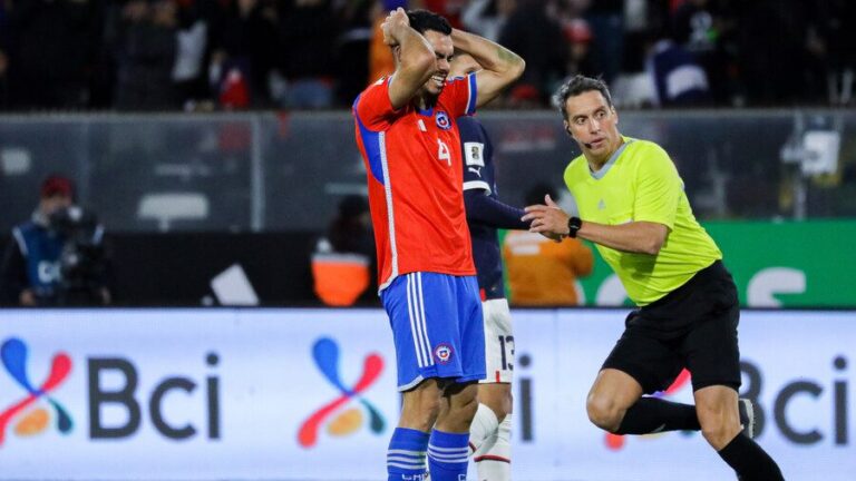 Chile suma un punto en deslucido empate ante Paraguay
