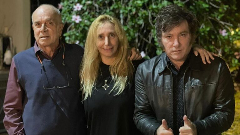 Renuncia uno de los principales asesores económicos de Javier Milei a días de ser electo presidente de Argentina