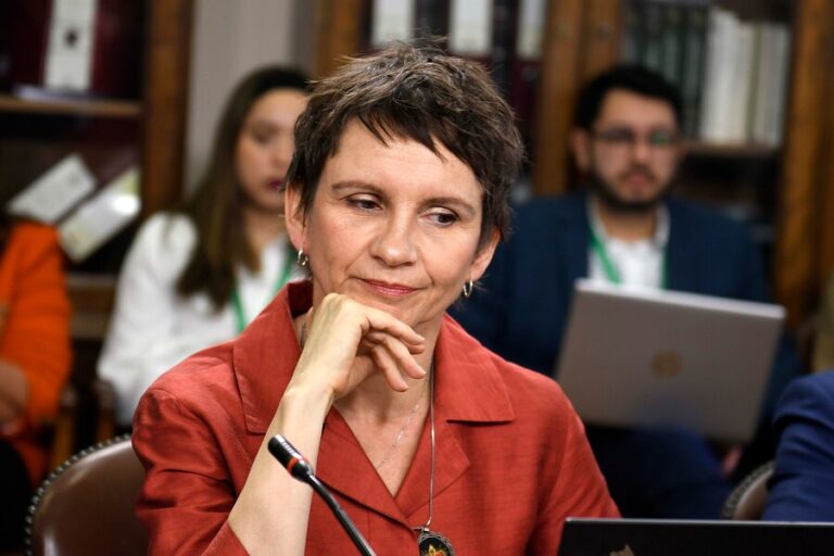 Con cita al Consejo contra el Crimen Organizado: Ministra Tohá anuncia paquete de medidas para enfrentar alza de secuestros