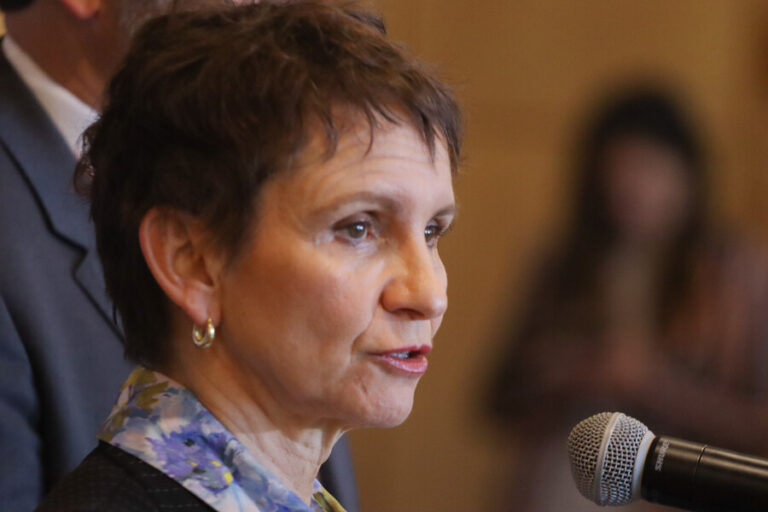 Ministra Tohá dice que Venezuela negó vuelo con migrantes expulsados: 