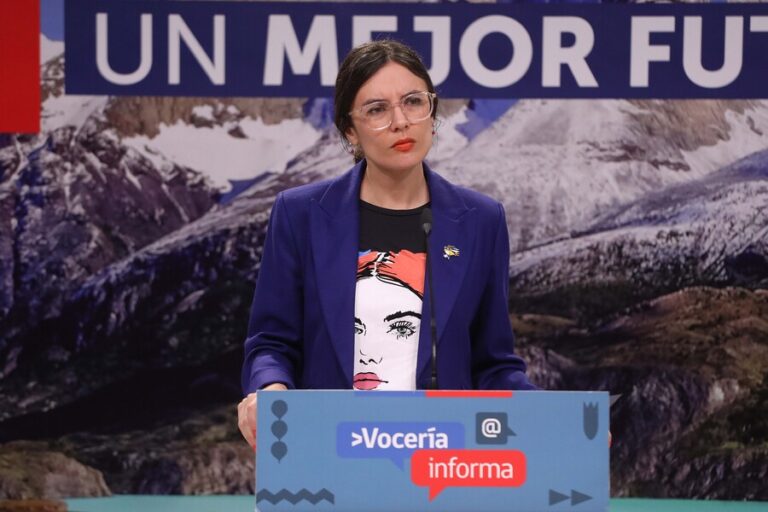 Vallejo reitera respaldo a Montes: 