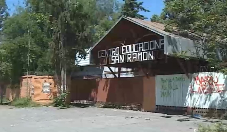 Profesor en estado grave tras ser agredido por estudiante en San Ramón: Le habría notificado que repetiría de curso