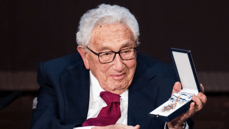¿Quién era Henry Kissinger y por qué fue clave en el gobierno de Nixon?