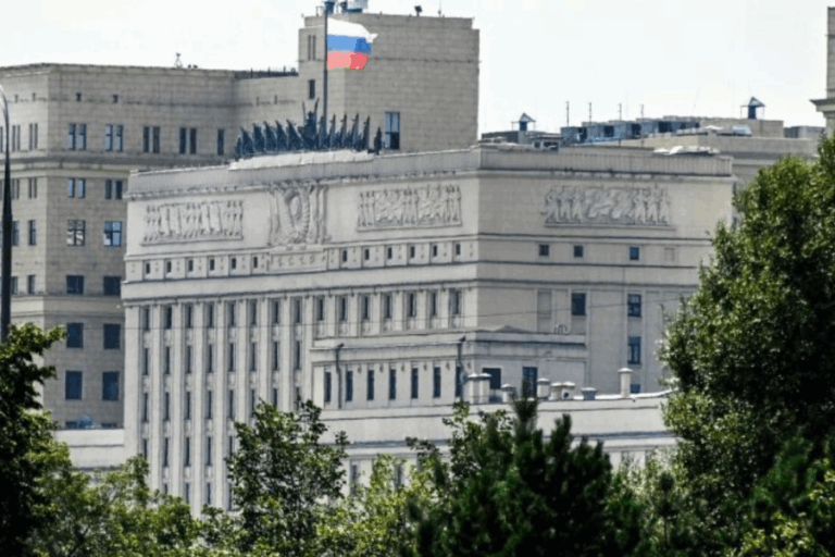 Rusia afirma que interceptó drones ucranianos que sobrevolaban Moscú