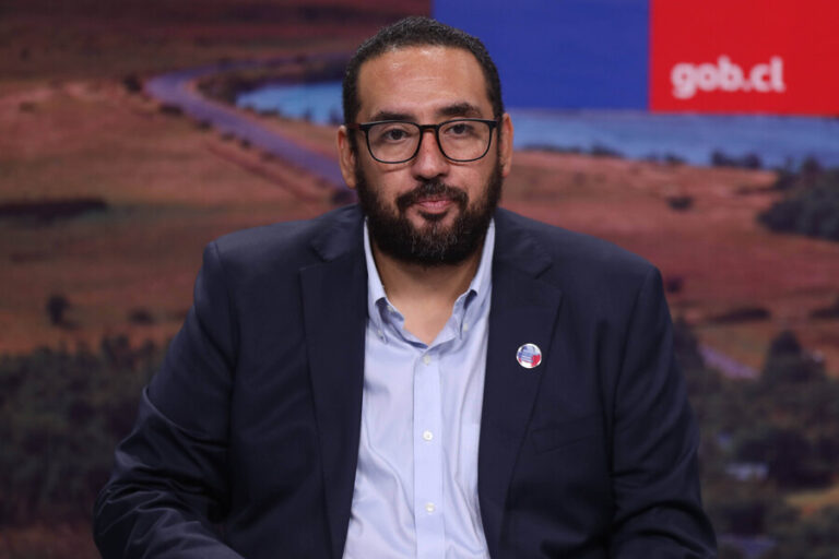 Ministro Cataldo acusa “intransigencia” en paro de profesores de Atacama: “Se ha ido desfigurando el propósito”