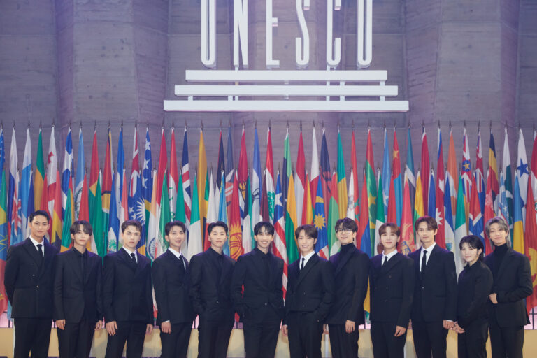 SEVENTEEN invita a los jóvenes a seguir sus sueños durante inspirador discurso en la UNESCO