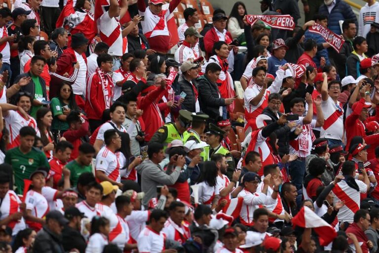 Policía peruana hará control migratorio a hinchas para el partido Perú-Venezuela por eliminatorias