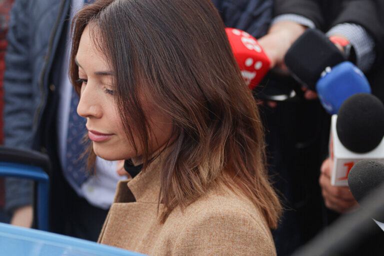 Detienen a Camila Polizzi y a otros cuatro presuntos implicados en medio de indagatoria por Caso Convenios