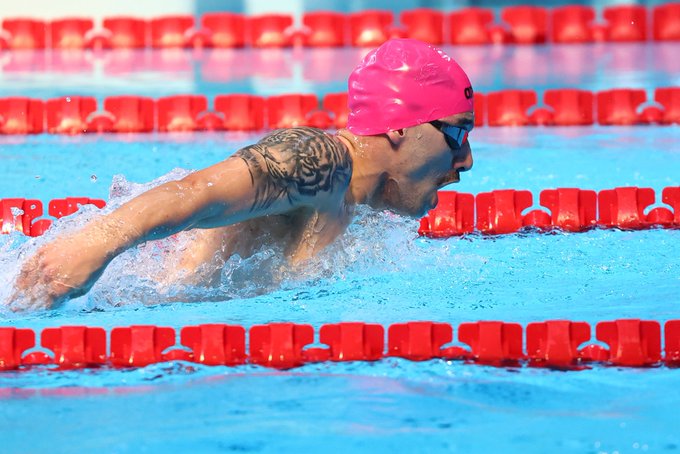 ¡Nueva medalla de oro para Chile! Vicente Almonacid se corona en los 200 metros combinado en natación