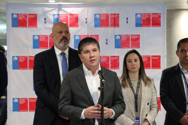Chile adhiere al programa AIRCOP: Busca fortalecer capacidades de aeropuertos para detectar pasajeros y cargas de alto riesgo