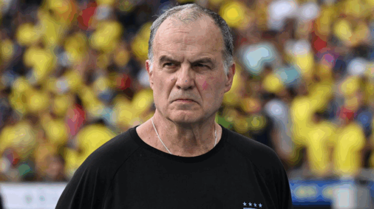 Marcelo Bielsa regresa a la “Bombonera”, la de su primer título como DT: Enfrentará a Argentina tras 15 años