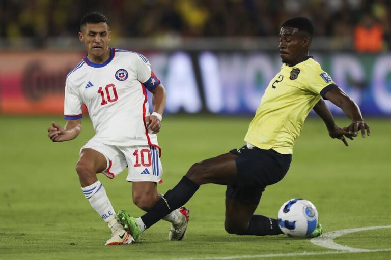 Chile cae por la cuenta mínima en un deslucido encuentro en la altura contra Ecuador