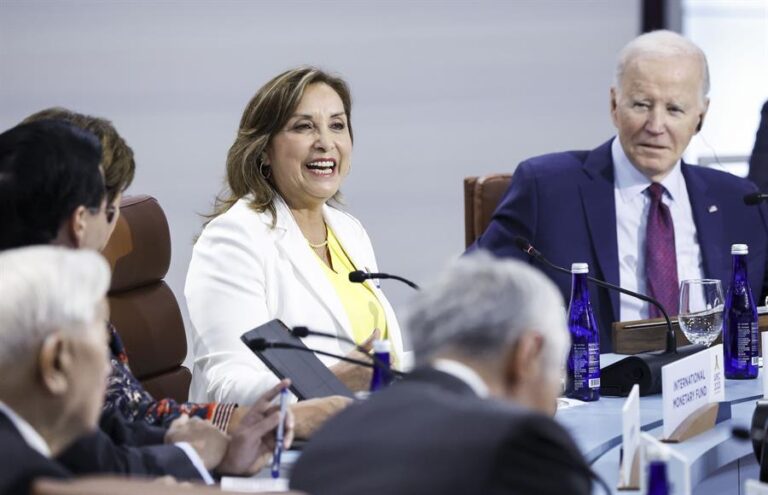 Perú asume presidencia pro tempore de APEC tras transferencia de Estados Unidos