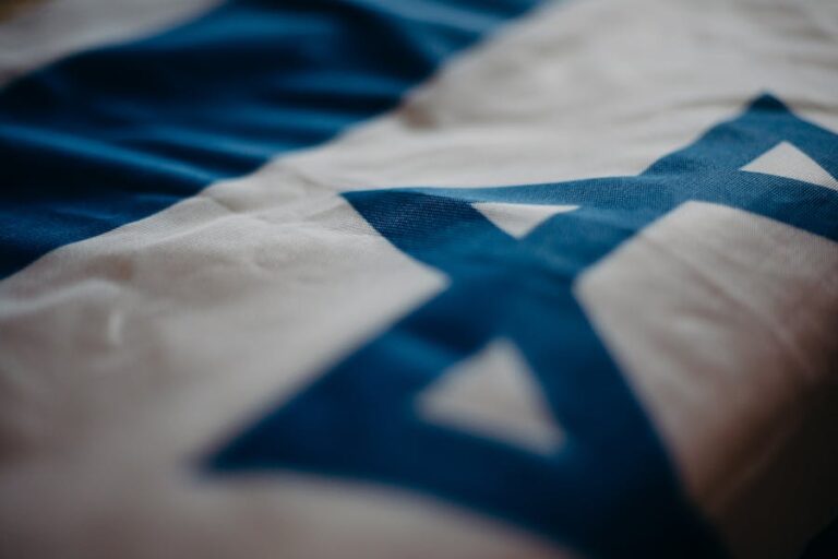 Israel felicita a Milei por su triunfo electoral en Argentina e insta a reforzar lazos: 