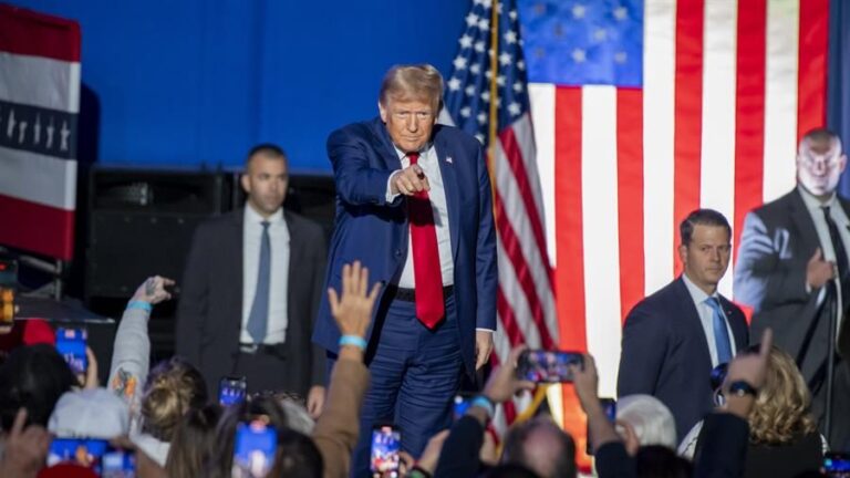Corte Suprema de Colorado elimina a Donald Trump de boleta electoral estatal para elección presidencial de 2024