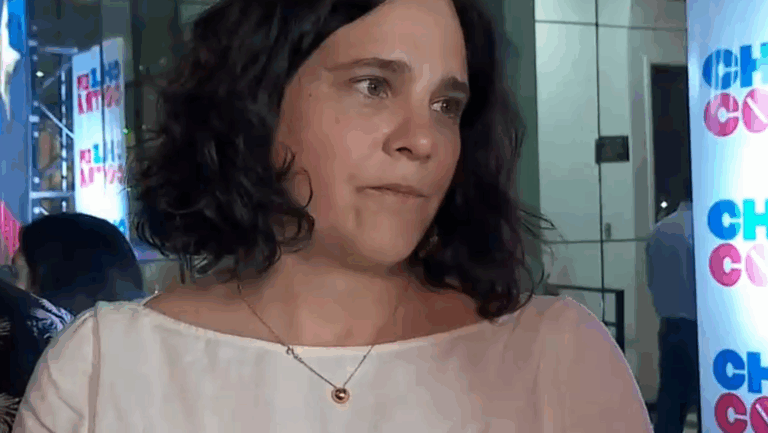 Excomisionada del Frente Amplio responde a Jose Antonio Kast: 
