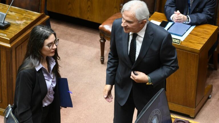 Moreira asegura haber recibido carta de Vallejo por Navidad: Es 