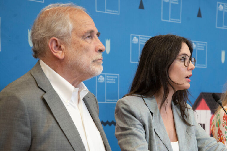 Ministra Vallejo respalda a Montes por posible AC por Caso Convenios: 