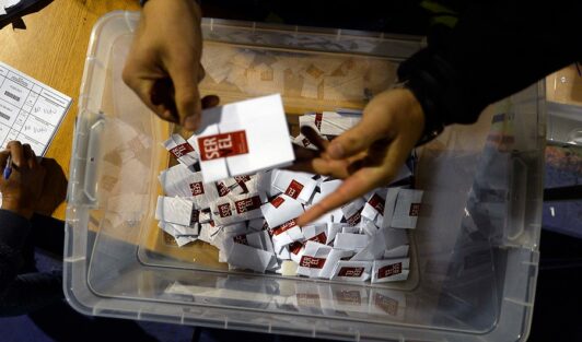 ¿A qué hora se conocerán los resultados del plebiscito constitucional?