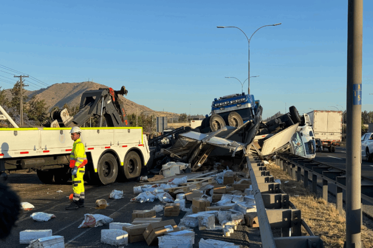 Choque múltiple en Autopista Central provocó corte de tránsito hacia el sur a la altura de San Bernardo