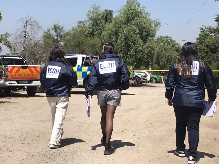 Encuentran cuerpo de hombre maniatado y con heridas de bala en Rinconada de Maipú