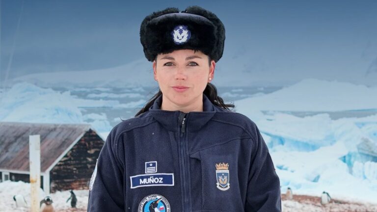 Por primera vez en la historia: Capitán de bandada Francisca Muñoz será la primera mujer a cargo de una base antártica