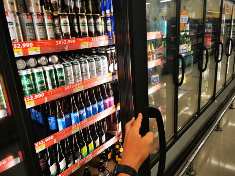Ley Seca: ¿En qué consiste y desde cuándo no se puede comprar alcohol por el plebiscito constitucional?
