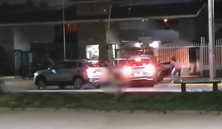 Mujer de 83 años violentamente atropellada durante portonazo en Quilicura