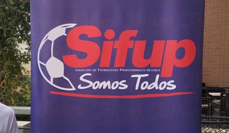 Sifup anuncia medidas por aumento de cuota de futbolistas extranjeros: “Potencia el negocio de los clubes”
