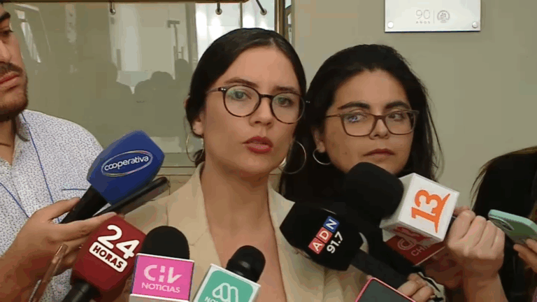 Ministra Vallejo y críticas de Piñera por indultos: En política 