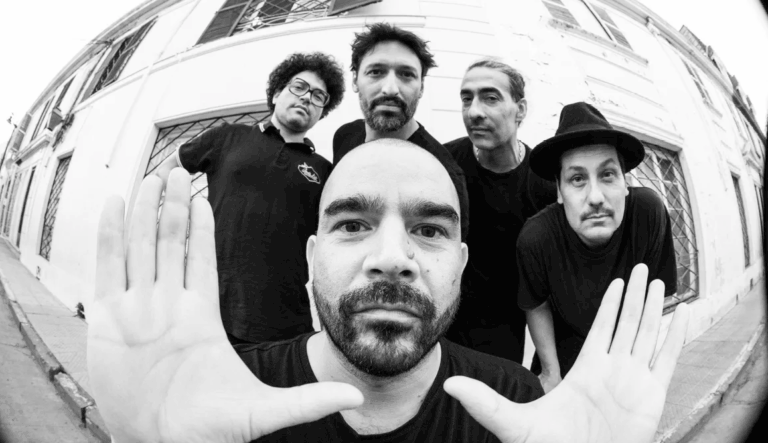 Nietzsche fusionado en hip-hop y jazz: Cómo asesinar a Felipes invita a la introspección con su nuevo EP 