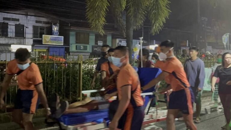 Explosión durante misa en Filipinas suma cuatro muertos y 40 heridos: Gobierno atribuyó autoría a 