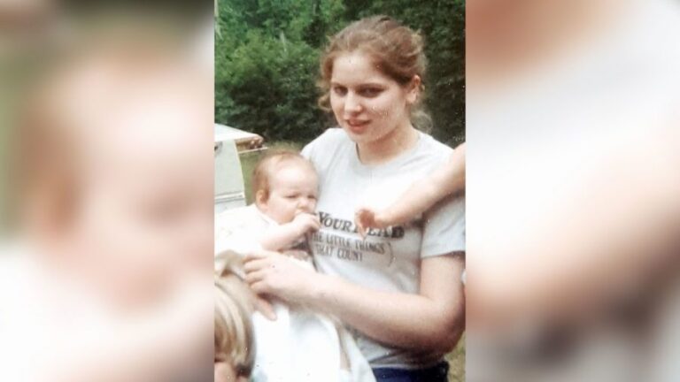 Su madre desapareció cuando tenía un año y 40 años después una llamada de una extraña la ayudó a comprender por qué