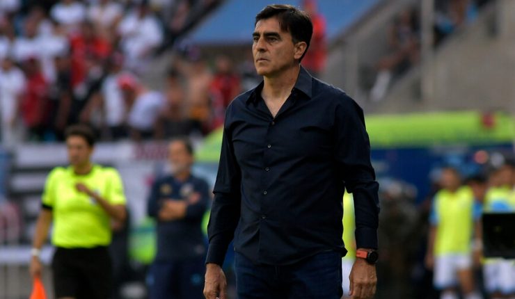 Quinteros no sigue: Directorio de Blanco y Negro acuerda no renovar vínculo con el DT y ya busca reemplazante
