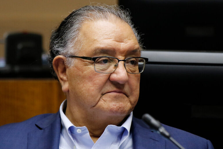 Huenchumilla: Si gana el En contra 