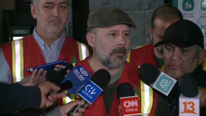 Director de Conaf afirma tener imágenes que sugieren intencionalidad en el incendio del cerro San Cristóbal