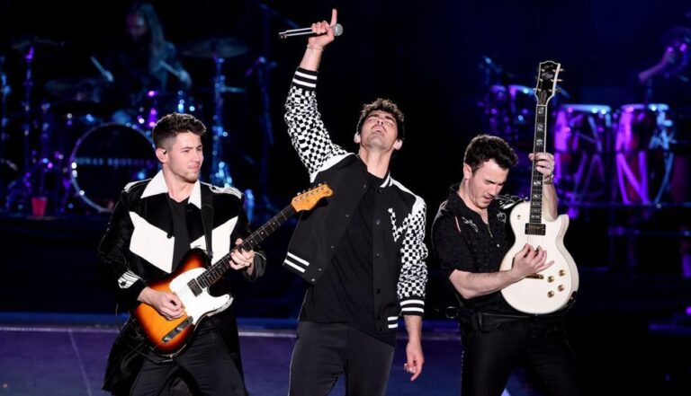 Tras 10 años de espera: Los Jonas Brothers anuncian concierto en Chile