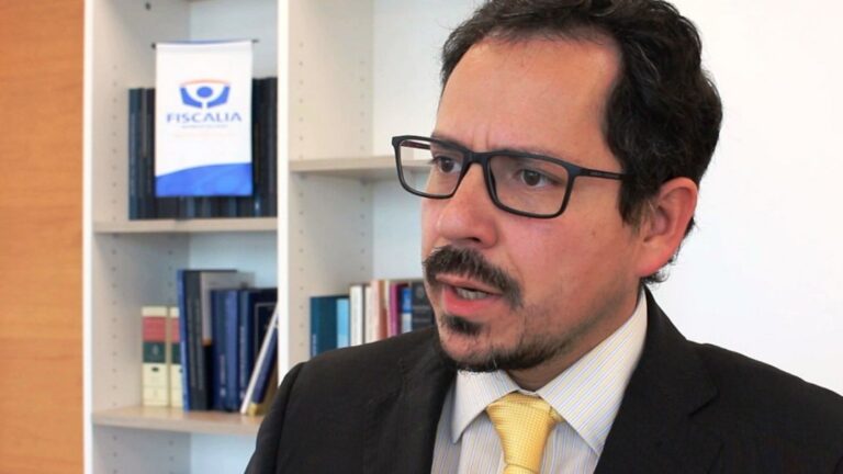 Renunció exfiscal vinculado al caso Convenios: Habría entregado información a funcionarios del GORE de Los Lagos