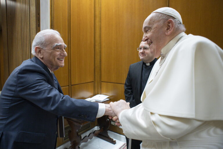 El papa Francisco se reunió con el director de cine Martin Scorsese, que prepara una película sobre Jesús
