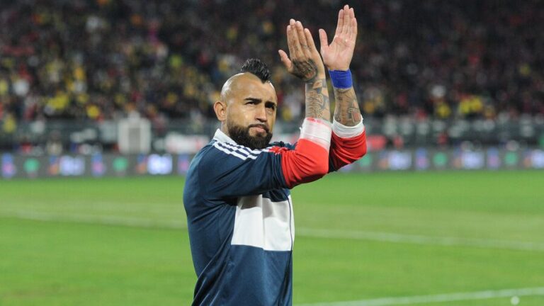 Directorio de Blanco y Negro aprueba de forma unánime el fichaje de Arturo Vidal a Colo Colo