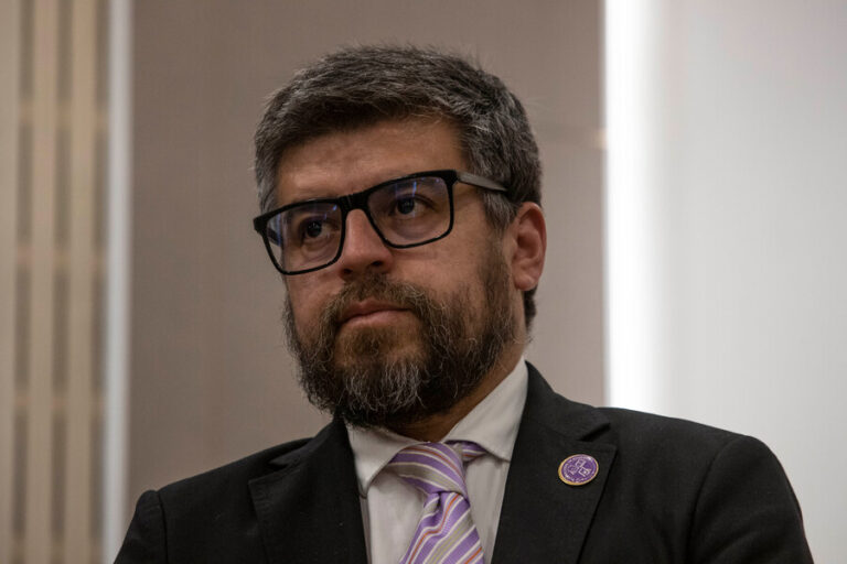 Diputado Araya por ministra Rojas y reuniones en casa de Zalaquett: 