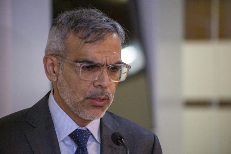 Cordero por participación de Peso Pluma en Viña 2024: “No se tiene que ensalzar la cultura que promueve la infracción a la ley”