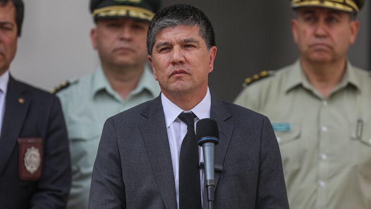 Oposición pide al Gobierno evaluar continuidad de Monsalve tras informe de Contraloría por pensiones de gracia