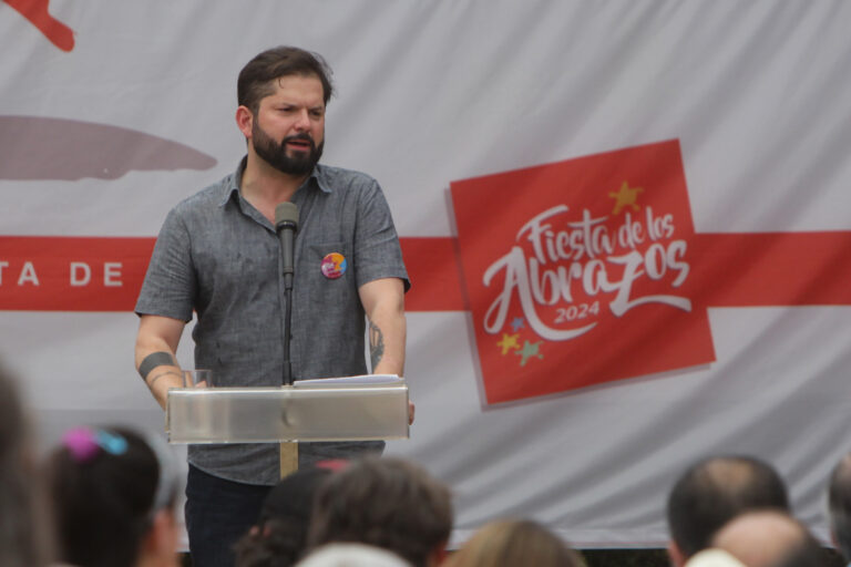 Fiesta de los Abrazos: Pdte. Boric hizo llamado a la unidad y disciplina ad portas del segundo tiempo del Gobierno