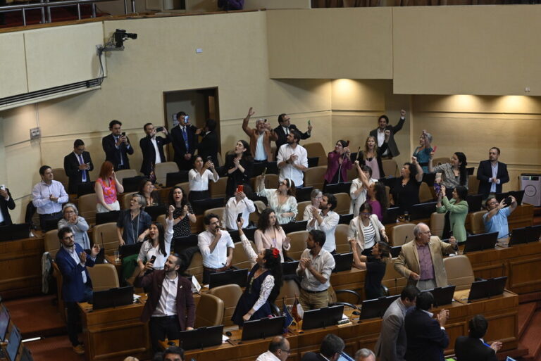 Tras álgido debate en el Congreso: Cámara de Diputados aprueba idea de legislar la reforma de pensiones