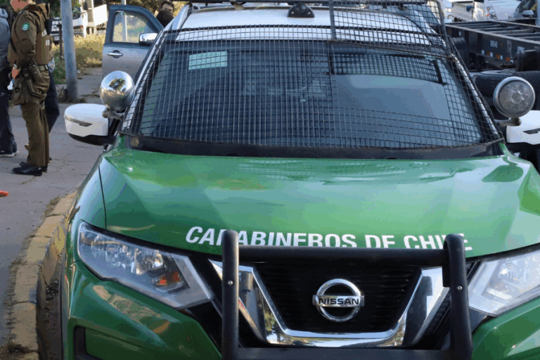 Detienen a autora de presunto secuestro a menor de edad en San Antonio: Fue retenida por vecinos en una toma
