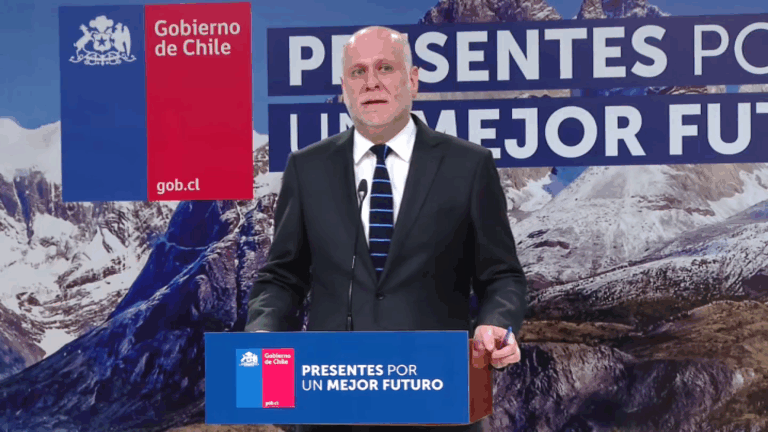 Ministro Elizalde responde a camioneros: 